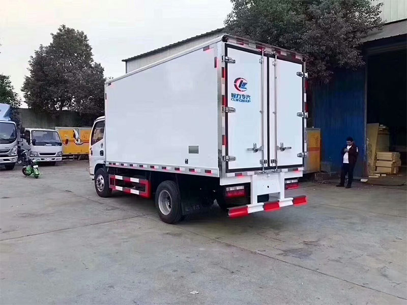 国六东风多利卡冷藏车|4.1米冷藏车