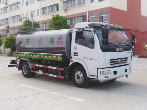 东风洒水车国六10方洒水车