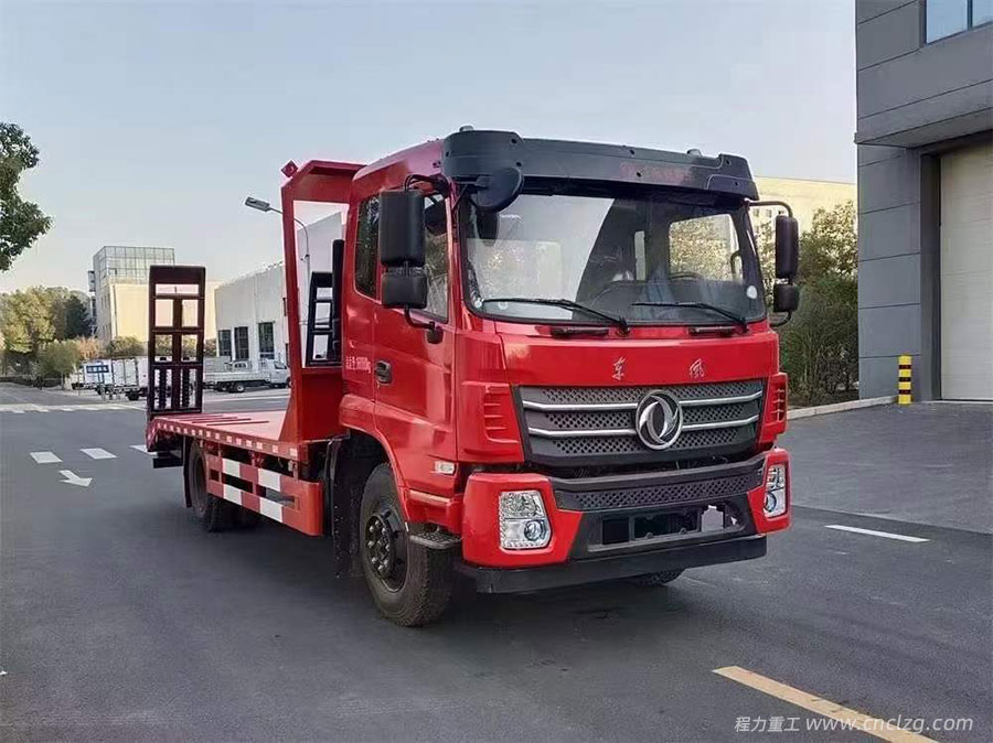 东风商用国六单桥平板运输车