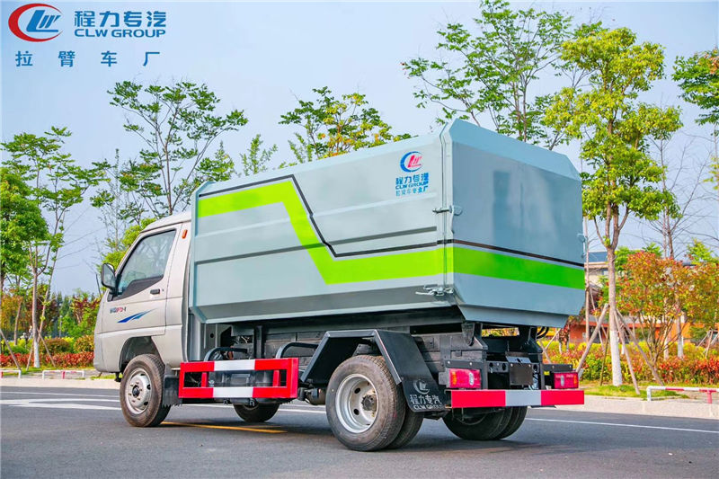 国六唐骏赛菱F3小型勾臂式垃圾车